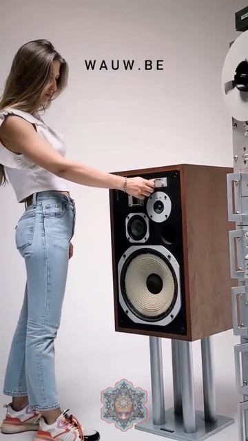 🔊⚡📀🎧📀⚡🔊