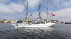 Парусник из Индонезии