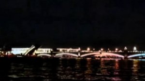 Петропавловская крепость и разведение Троицкого моста в Санкт-Петербурге