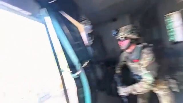 🐽📢💨 Я 300, я 300 ! смотреть онлайн