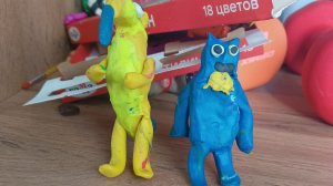 слепил 2 персонажа из банбана