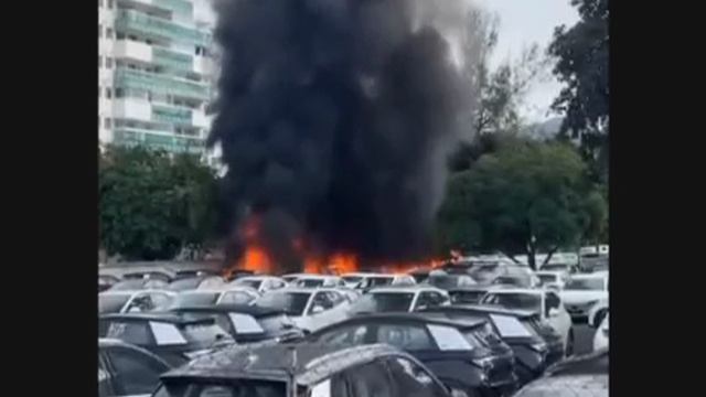 Два вертолета столкнулись в Бразилии. Погибли шесть человек.