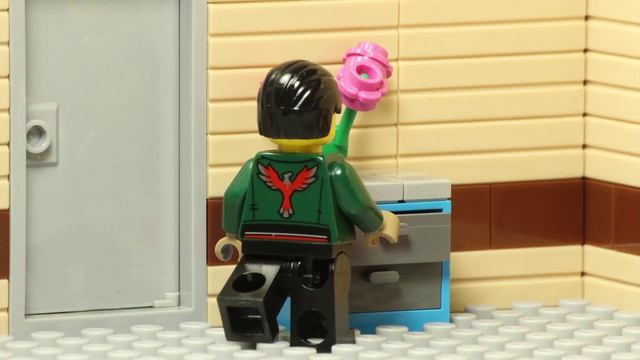 Великий побег! 🕵️_♂️ Побег из секретного туннеля тюрьмы LEGO!