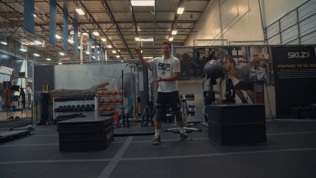 PJF. One Two Drop Jump PJF.Сшагивание с бокса в 1-2 подшаг + выпрыгивание