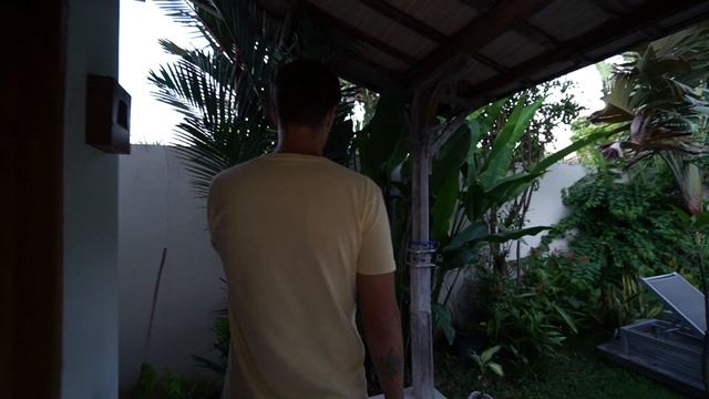 СТРАШНЕЕ ЧЕМ ДОМ С ПРИЗРАКАМИ МИСТИКА В ДОМЕ ЭКСТРАСЕНСА КАРАНТИН 24 ЧАСА МИСТИЧЕСКИЙ КВЕСТ