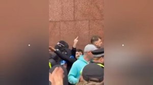 Антимигрантские протесты  перекинулись из Северной Ирландии в Шотландию.