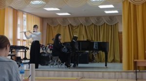 Новрузова Екатерина, 15 лет, И.С. Бах, Соната для флейты №5, 3 часть Анданте