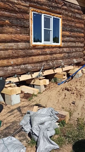 перемещение бани, замена фундамента бани, монтаж винтовых свай. город Сыктывкар.