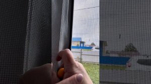 Бюджетный вариант установки москитной сетки на пластиковые окна