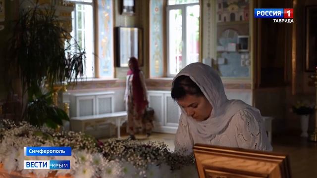 Сегодня православный мир чтит всех святых, просиявших в земле Русской