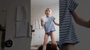 играем невидимый мяч