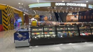 Гуляю по торговому центру в Китае 🇨🇳интересно