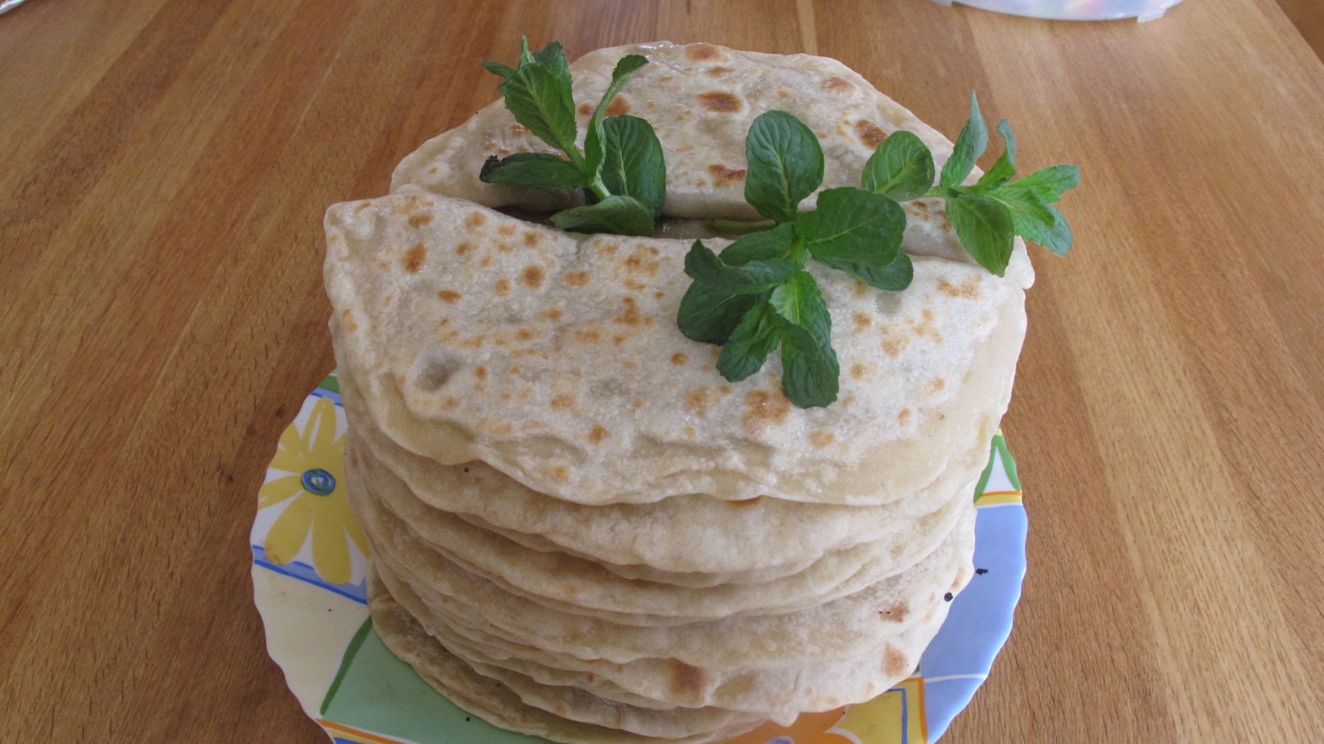 Идея для вкусного ужина! Кутабы с двумя видами начинок: вкусно до безумия смотреть онлайн