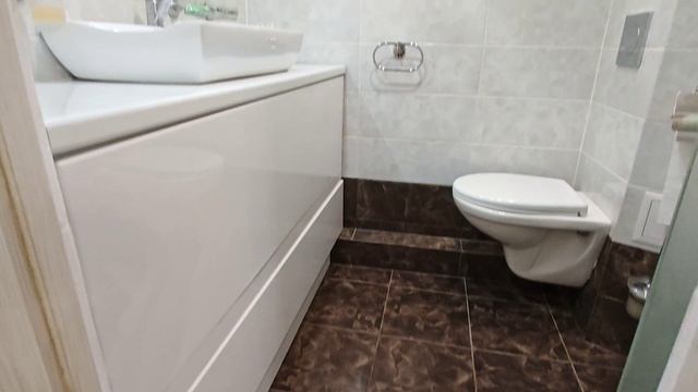 Сатка, пр. Мира, 16 кухня-гостиная+2 спальни, 1/10 этаж.mp4
