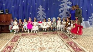 Новогодний праздник 2023 ЛДС-3 гр.Цыплята