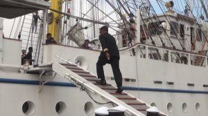 ВМС Индонезии покинуло Владивосток после неофициального визита