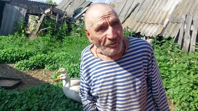 У деда Матвея опять несчастье смотреть онлайн