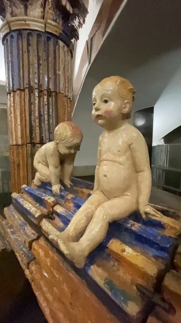 Дыхание Древнего Рима в Московском метро. Фонтан на станции Римская.