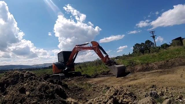 Аренда мини-экскаватора в Ярославле смотреть онлайн