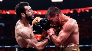 Порхал, как бабочка, жалил, как пчела! Валерий Оганисян vs Гор Хачатрян на масштабном шоу RCC