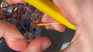 22 урок как плести браслет на станке