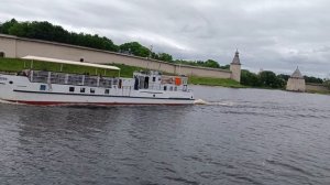 Экскурсия по реке Великая, город Псков.