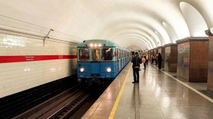 🟥 Экскурсия Ретро состава на станции Площадь Ленина