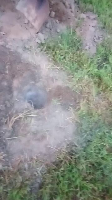 яма дымится. эффект для самодельных фильмов.
