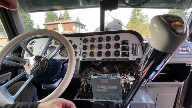 12 Gauge Gen III Air Ride Kit Install on a Peterbilt 389 Установка пневмо системы Часть 2 смотреть онлайн