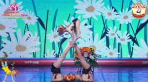 Акробатический танец «Пусть на голове вырастут цветочки». Выступление на шоу.