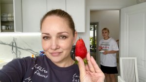 КЛУБНИКА 🍓 по 220 рублей в Анапе !