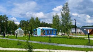 Прекрасный денёчек в парке «Огненная Саламандра»🌳🌷🎡🎠🌿