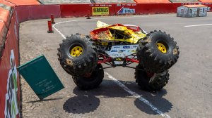 Монстр Трак. Яркие Трюки. Машины Monster Truck Championship