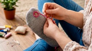 12 ПОТРЯСАЮЩИХ ХИТРОСТЕЙ И СОВЕТОВ ПО ШИТЬЮ! ЛЕГКО И ПРОСТО ПОЧИНИТЬ ОДЕЖДУ!