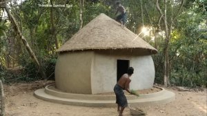 [Полное видео] Строительство подземного дома хоббита, бассейна и гостиной в стиле деко