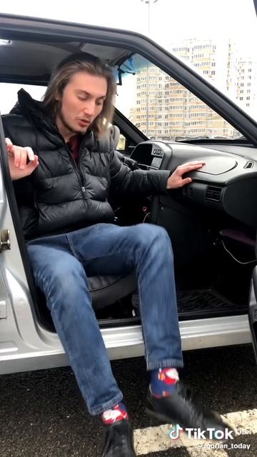 кто знает тот знает смотреть онлайн