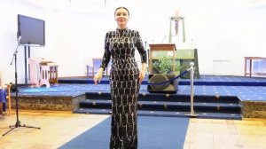 Моя самая любимая певица Евгения Красилова исполняет Карамболину Кальмана. Орган — Игорь Гольденберг