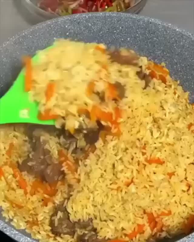 Рассыпчатый плов.