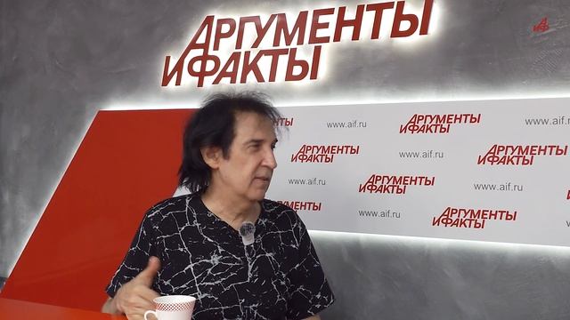 «Счастливый случай приходит к тем, кто идет вперед». Кай Метов дал эксклюзивное интервью «АиФ»