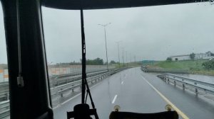 ПОЛИВАЕТ ПОЧТИ БЕЗ ОСТАНОВКИ.