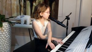 ВИКА СТАРИКОВА – Bohemian Rhapsody (cover Queen на русском языке)