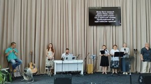 «Всякий, кто жаждет»; «Вижу Бога каждый день»