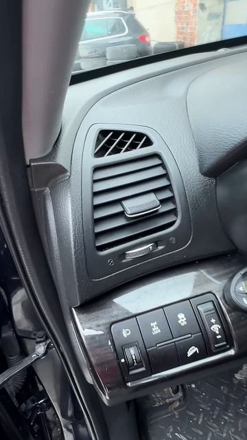 Kia Sorento Кроссовер Comfort 2.4 MT 2009г
