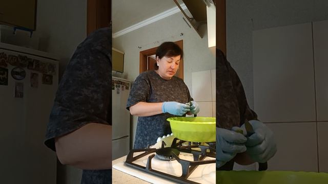 Опять что-то странное происходит 😂