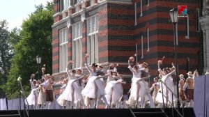 В Юрине под открытым небом выступили артисты театра им. Э. Сапаева и участники ансамбля «Марий Эл»