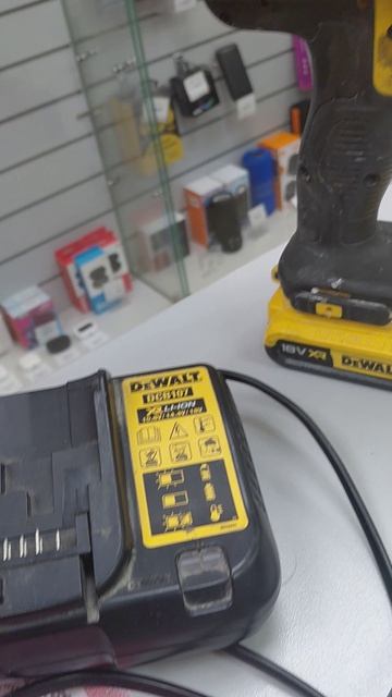 Dewalt
