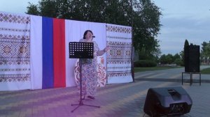 Концерт  признание  в разноцветых  Трипевах  родная земля