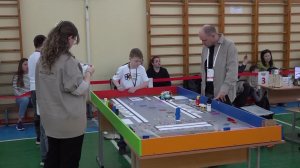 В первой школе Пойковского прошёл региональный этап российской робототехнической олимпиады