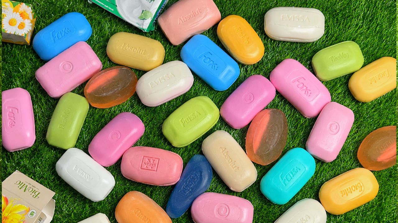 Удовольствие на несколько минут: 3 радужные ванночки с конфетами M&M's и волшебной слизью смотреть онлайн