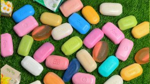 Удовольствие на несколько минут: 3 радужные ванночки с конфетами M&M's и волшебной слизью